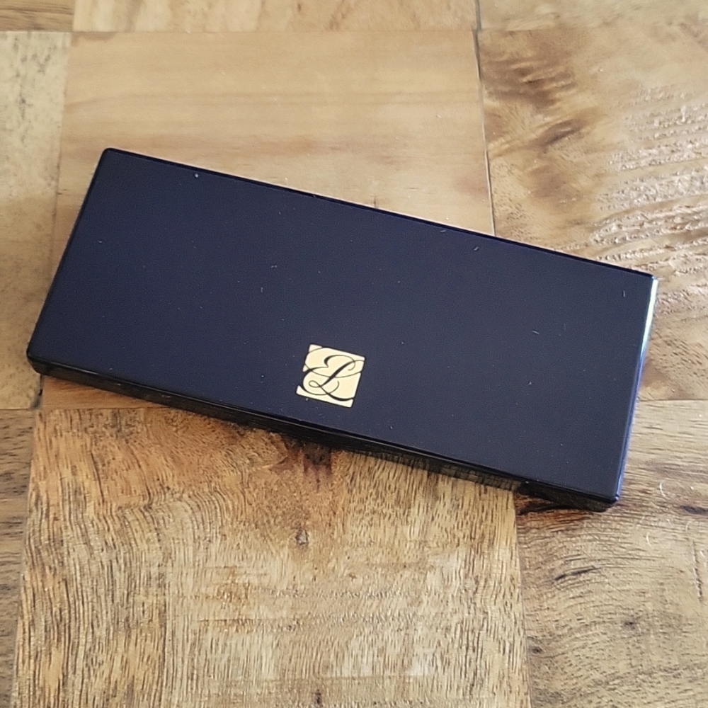 Estee Lauder eyeshadow palette - Picture 2 of 5